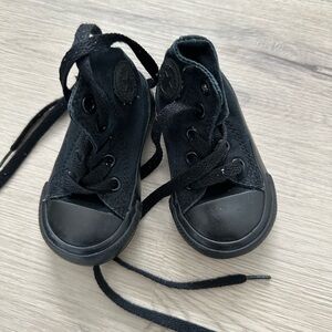 Baby Converse size 3